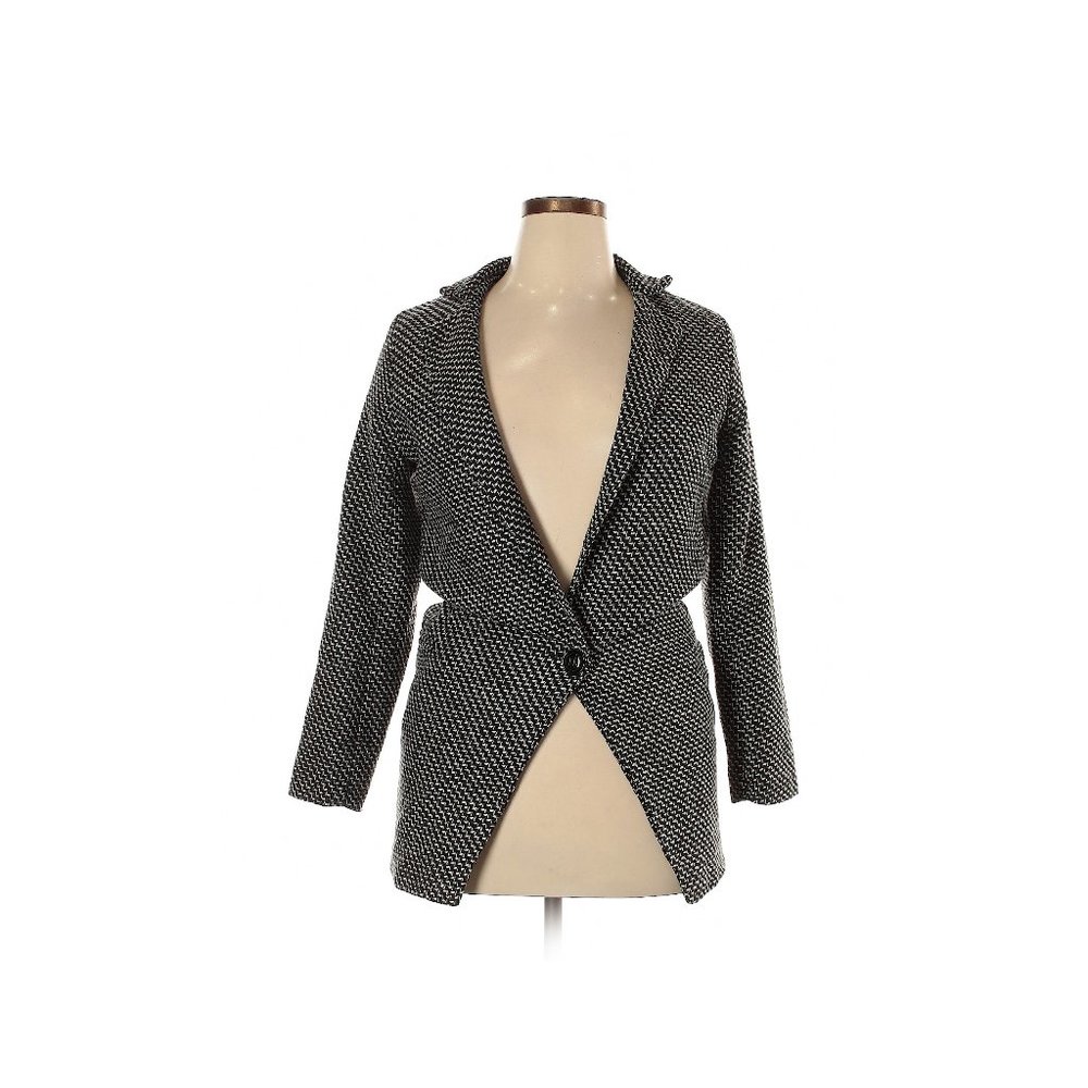 Black and White Classic Knit Blazer